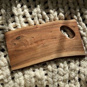 Raw Edge Cutting Board